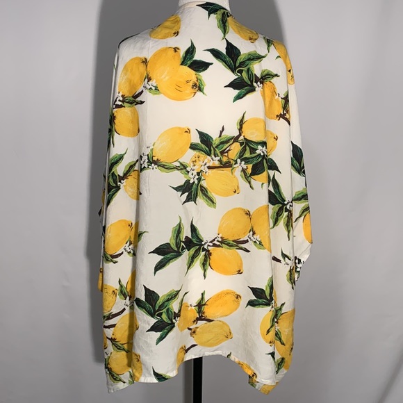 Lemon Print Size S-M Beach Coverup - Picture 7 of 10
